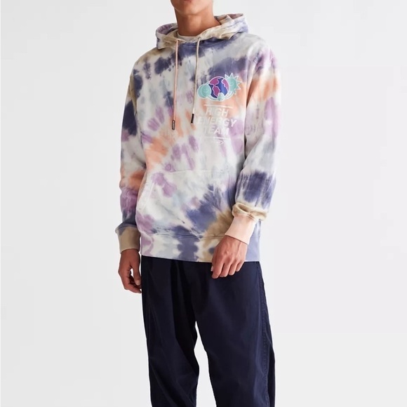 Market UO Exclusive Love The World Tie-Dye Hoodie Sweatshirt, Medium, NWT - Picture 1 of 7
